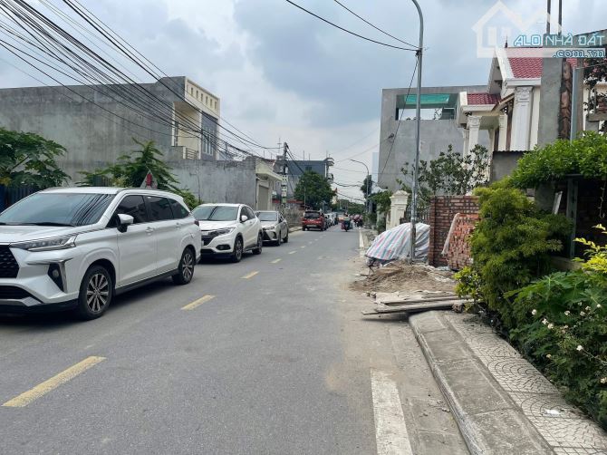 CỰC RẺ LÔ ĐẤT BẠCH MAI ĐƯỜNG Ô TÔ RA VÀO THOẢI MÁI GIÁ CHỈ 1,7x tỷ