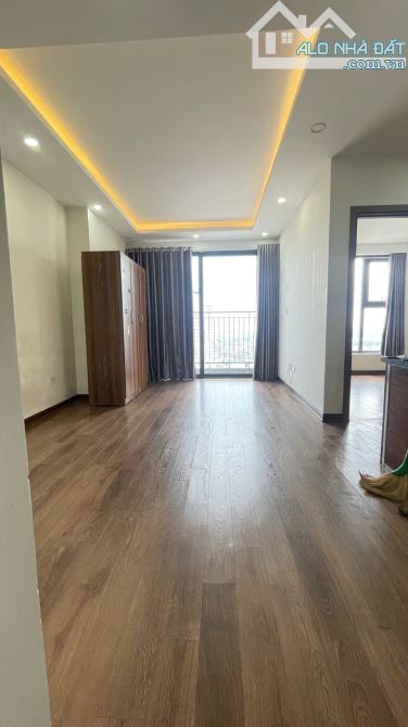 Cho thuê căn hộ chung cư Geleximco 897 Giải Phóng, Hoàng Mai 64m2 2PN cơ bản 11tr