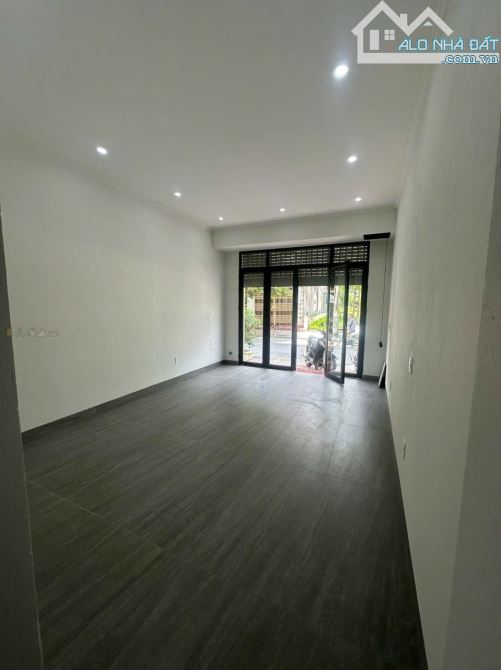 N4512 🏢✨ CHO THUÊ NHÀ KHU PHÂN LÔ – HẠ LÝ, HỒNG BÀNG