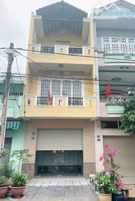 Bán nhà 1 trệt 2 lầu đường N10 KDC Bửu Long gần Nhã Viên Quán