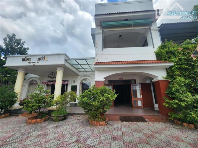 BÁN  NHÀ 786,8M2, MẶT TIỀN 24M TẠI THỊ TRẤN BÌNH ĐẠI, HUYỆN BÌNH ĐẠI, TỈNH BẾN TRE