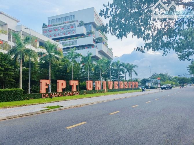 SIÊU PHẨM TOÀ CĂN HỘ 5 TẦNG - NGAY ĐẠI HỌC FPT - CÓ THANG MÁY - 50TRIEU - 10TỶ5.