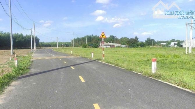 DÀN F0 12 LÔ ĐƯỜNG LỘC AN -- HỒ LÔ GẦN QL55 GIÁ RẺ ĐÂU TƯ TIỀM NĂNG