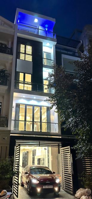 Bán nhà khu phân lô cao cấp Tuyến 2 Quán Nam 92m² x 5T Thang Máy ; MT: 4.6m