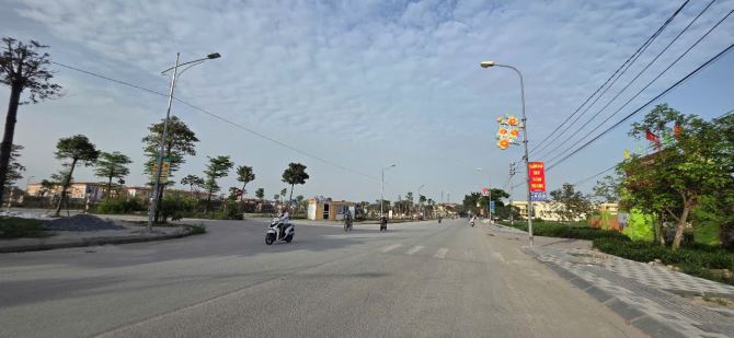 Bán nhanh lô đất LK Thụy Lâm, Đông Anh: DT 87.5M, MT 5, Phân lô, Vỉa hè, Giá đẹp, đầu tư!
