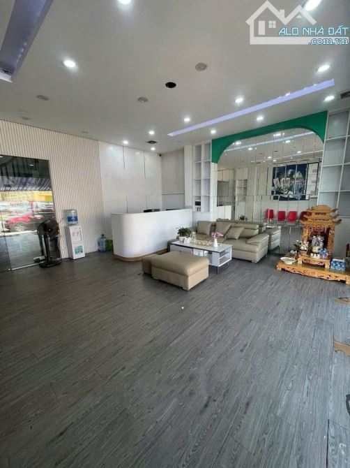Cho thuê mặt phố Vũ Trọng Khánh- Mỗ Lao 5 tầng kd mọi lọai hình