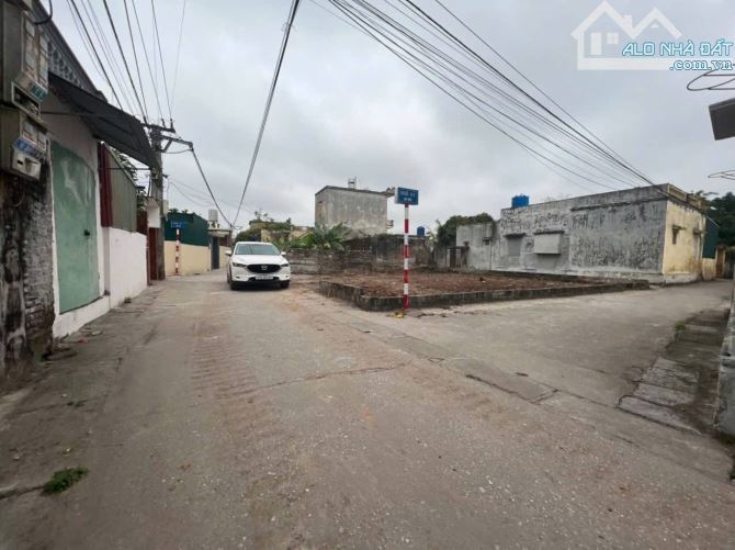 BÁN NHANH LÔ ĐẤT VUÔNG ĐẸP THỊ TRẤN KIẾN XƯƠNG Dtich 85,9m2,  Mt 5,8m Giá 650triệu  ô t