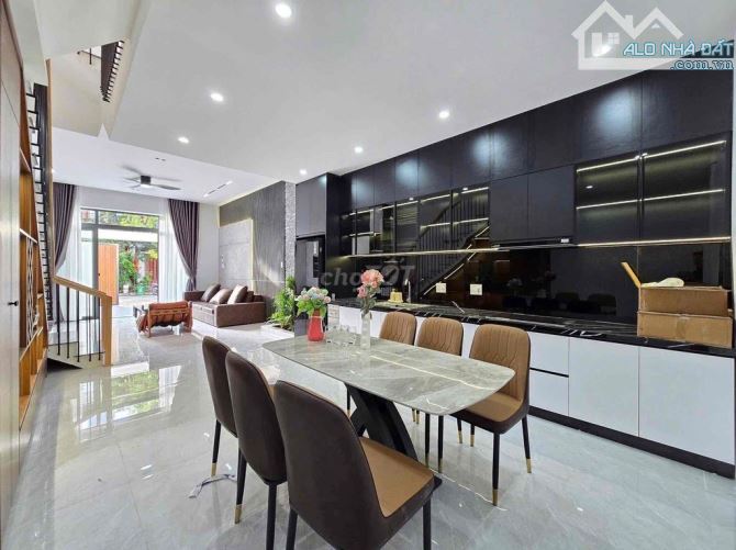 Bán nhà Gò Vấp, Thống Nhất, 75m2, 3 tầng, hẻm 4.5m, 7.5 tỷ