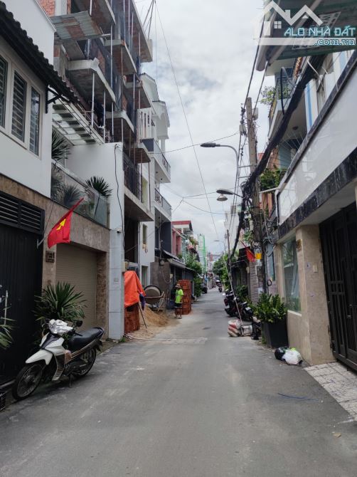 Bán nhà Lê Đức Thọ, gần chợ An Nhơn, (6 x 13) 78m2, 8.8 tỷ