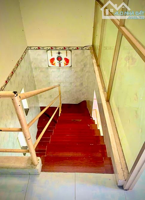 Bán 🏡 2tầng hẻm 4, 5tỷ khu dân trí cao gần chợ,trường học Bùi Minh trực , Q8