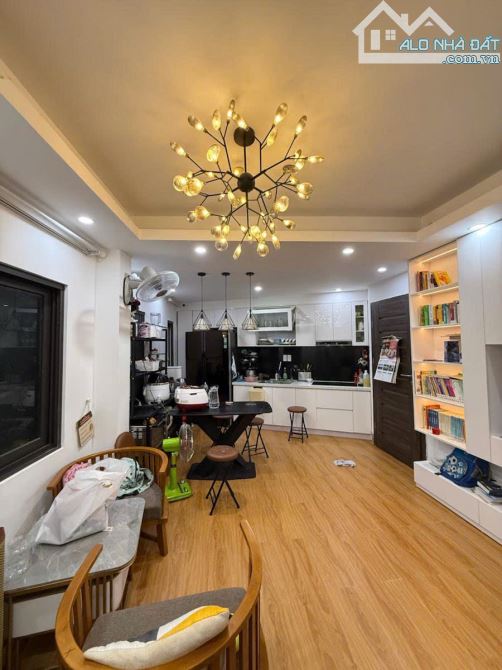 Nhà 6 tầng tại Xã Đàn, 37m2, MT 6.7m giá chỉ 9.1 tỷ