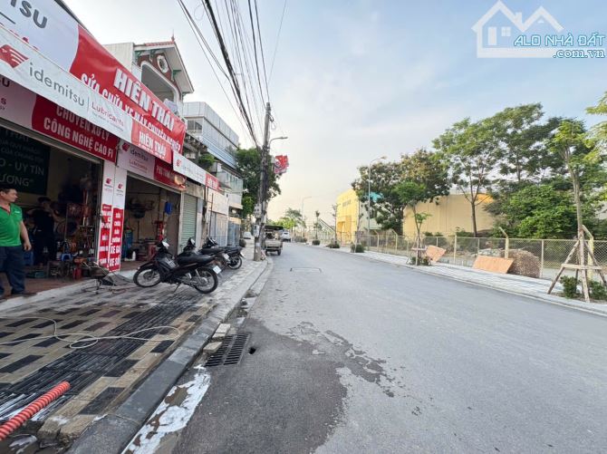 ❤ĐƯỜNG Ô TÔ VÀO TẬN ĐẤT-GIÁP NGAY TRỤC  KINH DOANH-GẦN THÀNH PHỐ VEN SÔNG-200M ĐẾN CẦU THĂ