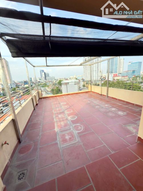 Bán nhà Trung Kính 78M 9 tầng kinh doanh, ô tô tránh giá tốt