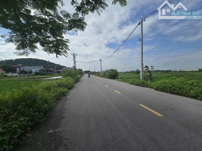 Bán đất chục chính đàm văn tiết triều thôn dt 150m2 mt 5m thông 2 đầu giá 5.75 tỷ