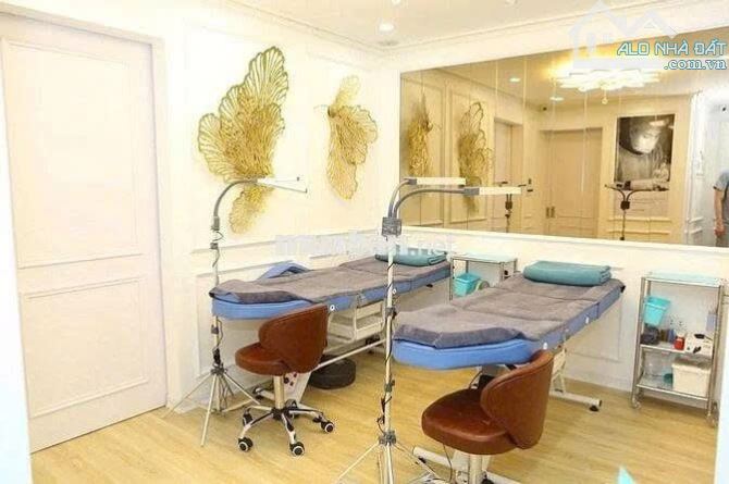 Cho thuê mặt bằng lô góc  ngõ 26 Nguyễn Hồng – Đống Đa, 50m², MT 5,5m, giá 16tr/tháng, ô