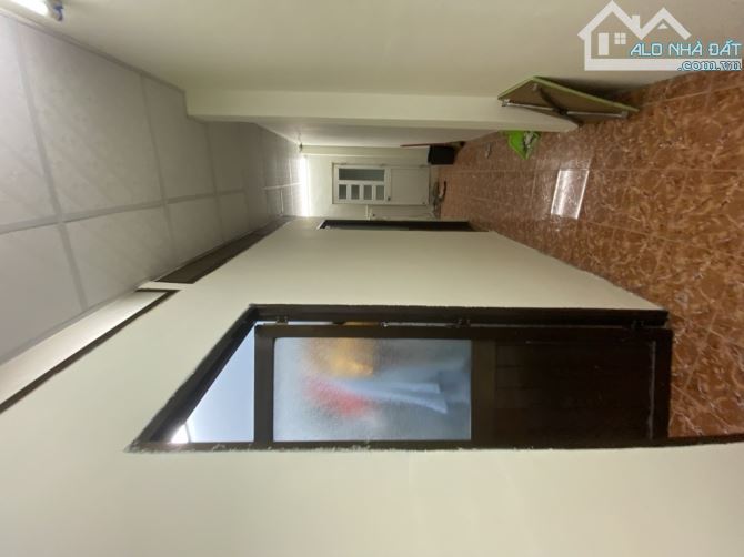 Bán nhà hẻm 98 Bùi Văn Ba P Tân Thuận Đông Quận 7. 40m2