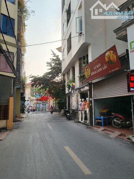 Bán tòa căn hộ dòng tiền La Khê, Hà Đông, ô tô đỗ cửa, 61m2 9PKK, ĐH Phenikaa, chỉ 9.5 tỷ