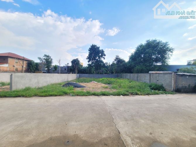 Bán đất 4x25m, hẻm Hai Bà Trưng p. Đông Hòa gầ GO Dĩ An