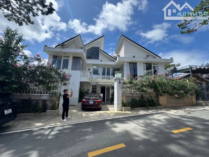 🔥 VILLA XINH 2 mặt tiền YÊN THẾ P. Xuân Hương (P.10 cũ) ĐL 212m2 cách HXH 800m - 29 tỷ