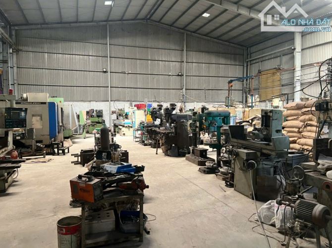 CHÍNH CHỦ BÁN GẤP  KHO XƯỞNG GẦN KCN HẠNH PHÚC- TÂN ĐÔ-  2500M2 FULL HỒNG- GIÁ 35TY (TL)