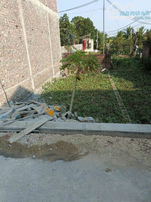 Bán 41m2 đất Đa Tốn ô tô vào đất