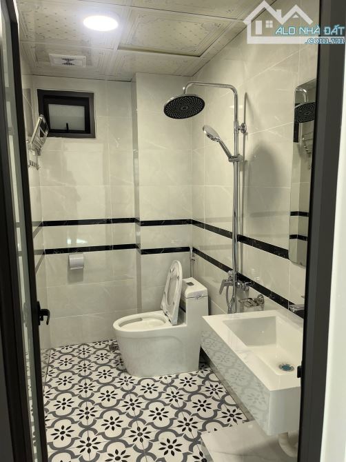 100m² đất Vĩnh Ninh, Thanh Trì – ngõ ô tô – xây sẵn 50m² x 4.5 tầng – giá 5,5 tỷ