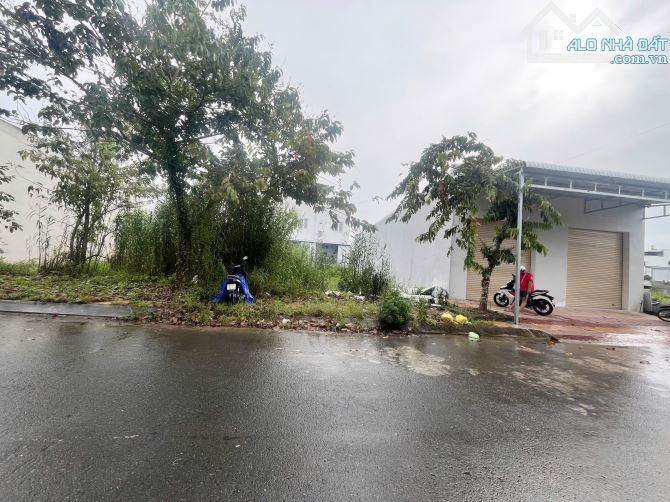 Bá.n cặp nền 180m2 đường B7 KDC Phú An, phường Hưng Phú, TP. Cần Thơ. DT 180m2, giá 4.8 tỷ
