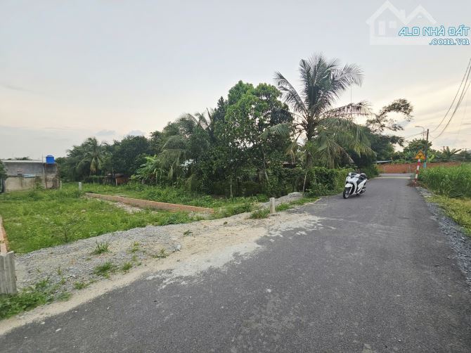 Cần bán gấp 153m2 đất thổ cư ở phước Hiệp - Giá 760tr - Cách QL22 500m