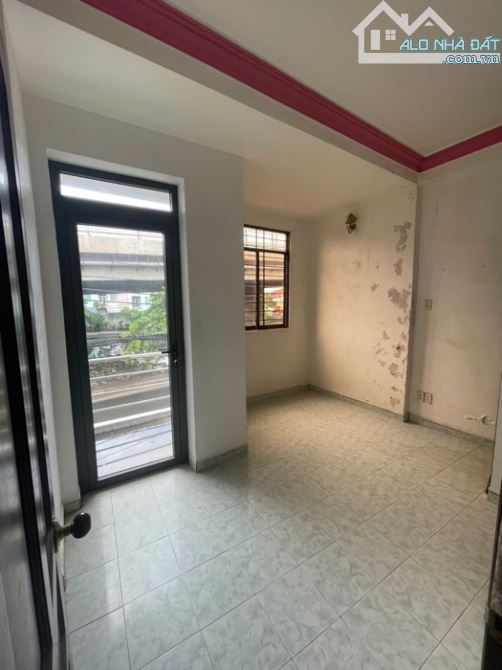 Bán nhà hẻm Nguyễn Văn Quỳ P Phú Thuận Quận 7. 28m2