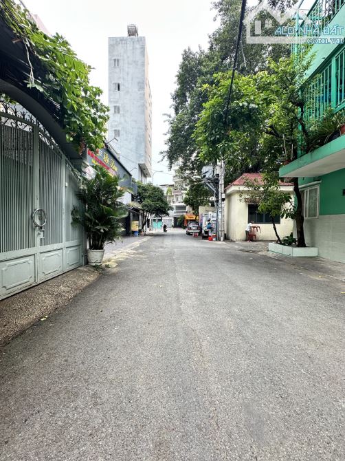 HIẾM PHÚ NHUẬN  - HẺM XE TẢI - GẦN MẶT TIỀN - 4x23 VUÔNG ĐÉT - 4 TẦNG
