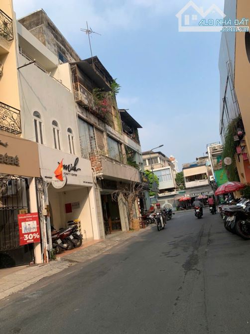 🔥 Nhà mặt tiền , P.Tân Định Q1, 60m², 5 tầng giá chỉ 25 tỷ!!