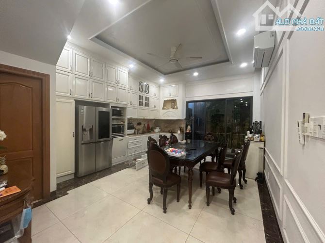 BÁN NHÀ 4 TẦNG ĐƯỜNG RỘNG 16m , GẦN BIỂN , FULL NỘI THẤT , GIÁ 14 tỷ 500 triệu