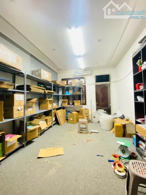 KHUẤT DUY TIẾN 50M2 – PHÂN LÔ – VỈA HÈ – Ô TÔ TRÁNH – 5 TẦNG – 23.5 TỶ