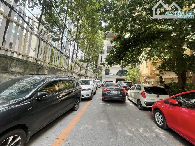 BÁN NHÀ NGÕ 285 KHUẤT DUY TIẾN, PHÂN LÔ, Ô TÔ TRÁNH, 30M RA PHỐ 42m2 6T MT 5,7m 17 tỷ