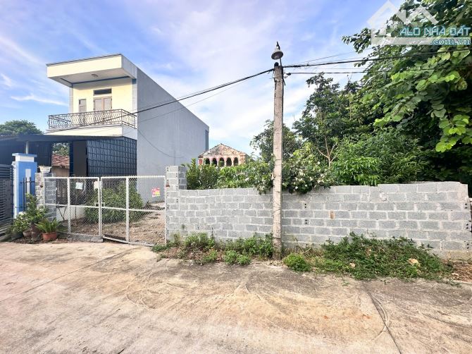 Siêu rẻ_Tản Lĩnh Ba Vì 326M_2 mặt đường, dân cư đông đúc giá đầu tư_2,x tỷ