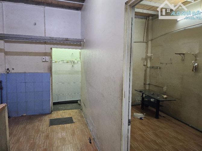 Bán nhà hẻm trần văn khánh P Tân Thuận Đông Quận 7. 38m2