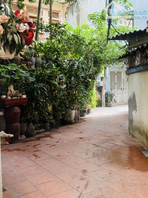 Bán nhà Khương Hạ, ngõ thông thoáng, 100m ô tô tránh, 30m² x 6 tầng