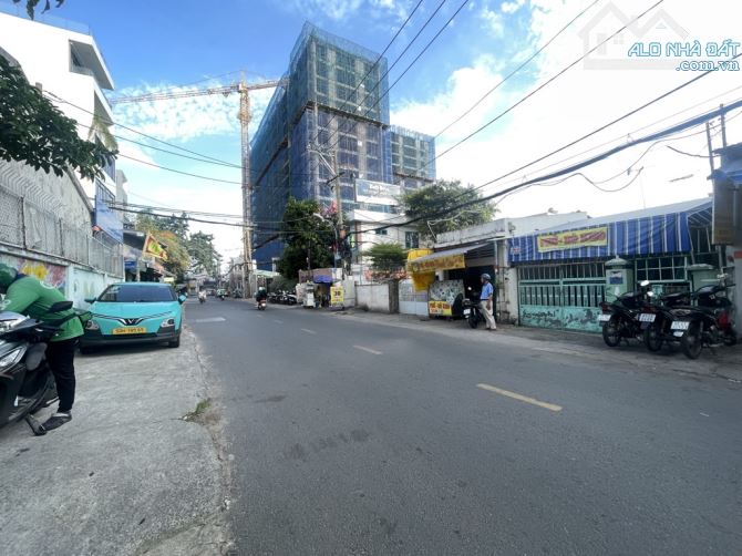 BÁN NHÀ MT NGUYÊN HỒNG_GIÁP LÊ QUANG ĐỊNH BÌNH THẠNH_8x50_CN 350M²_CHỈ 110TR/M² CÒN TL