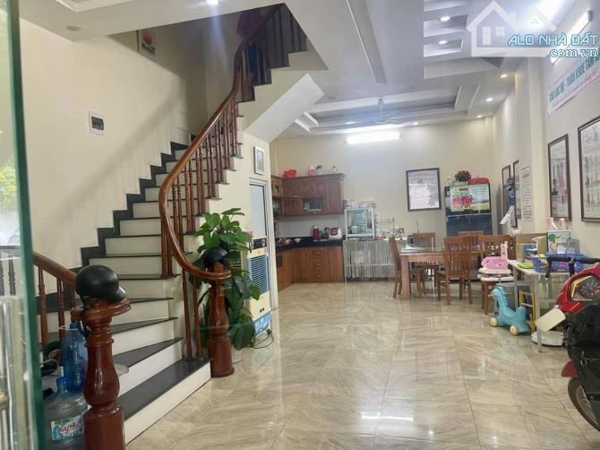 NHÀ 85M2*5T PHAN ĐÌNH GIÓT, NGÕ Ô TÔ TRÁNH, TIỆN KINH DOANH