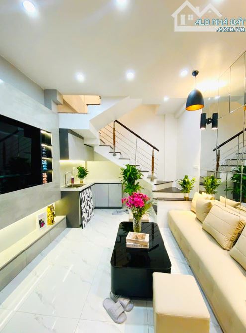 SIÊU HIẾM-NHÀ ĐƯỜNG LÁNG DÂN XÂY ĐẸP, NGÕ 3GÁC TRÁNH X.MÁY THÔNG, Ở NGAY|DT25m2x4T_5,449TỶ