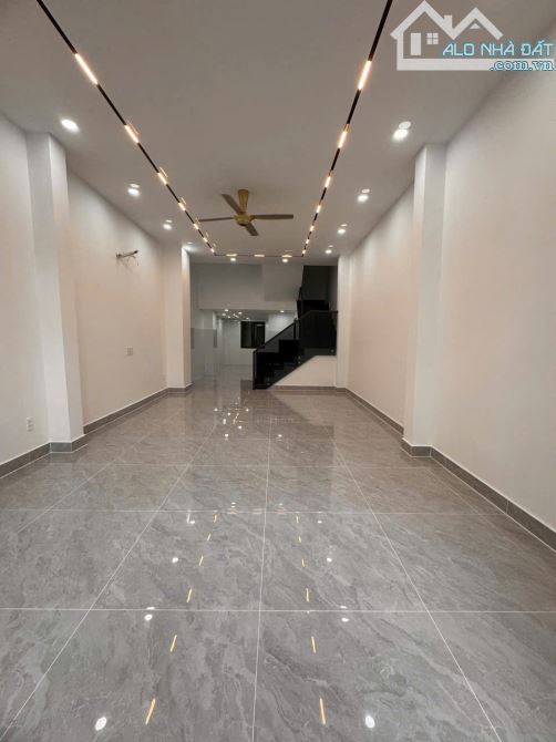 BÁN NHÀ HXH 4.5x18 – 4PN – 3 SÂN THƯỢNG VIEW SÔNG THANH ĐA – GIÁ 10.3 TỶ