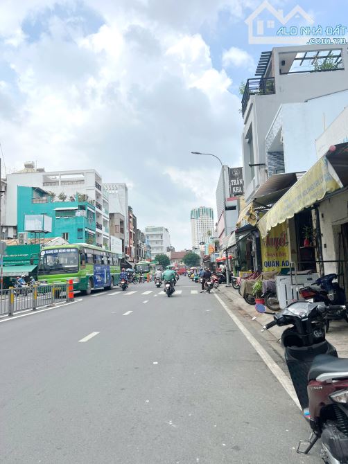 Nhà 2 mặt tiền đường Nguyễn Thị Nhỏ P2Q6. Giá: 10.3 tỷ