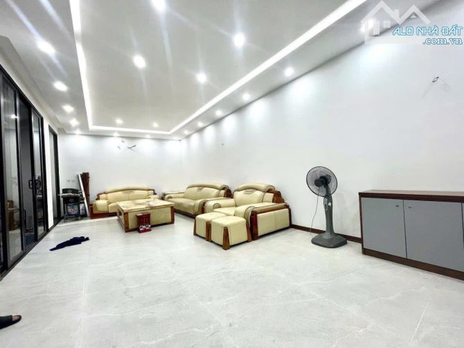 BÁN NHÀ NGUYỄN THÁI HỌC BA ĐÌNH - 88M 6T MT 5.5M - 10M RA PHỐ BIỆT THỰ MINI GẦN LĂNG BÁC