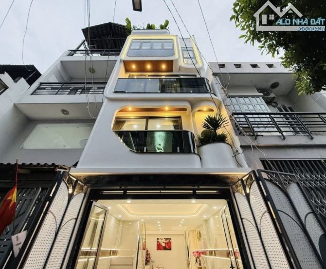 SỞ HỮU NGAY CĂN NHÀ PHỐ ĐẸP MÊ LY ĐƯỜNG TRẦN QUỐC THẢO, QUẬN 3 CHỈ VỚI 6,89TỶ/73M2. SHR
