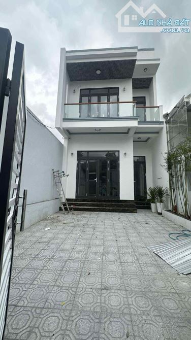 BÁN NHÀ 2 TẦNG KIỆT Ô TÔ THÍCH TỊNH KHIẾT 3TY4XX