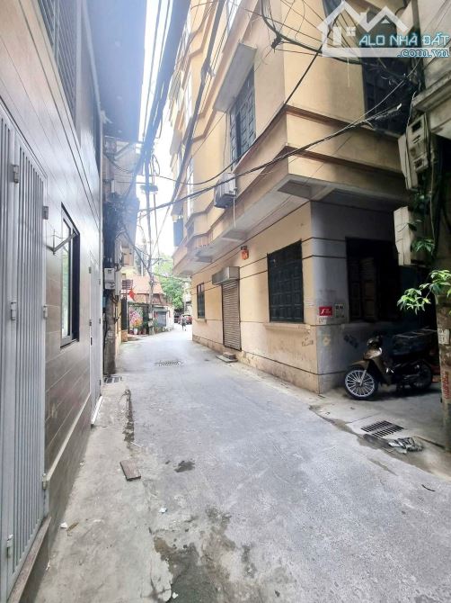 Lô Góc 2 Thoáng Đội Cấn, 7 Tầng Nhà Đẹp, 19m2 Mt 3m Chào 5.8 Tỷ
