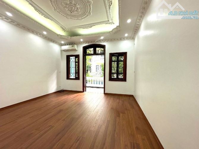 🔥 BÁN NHÀ KHU PHÂN LÔ VIP – GẦN ĐẠI HỌC QUỐC GIA – VỈA HÈ RỘNG – KINH DOANH SẦM UẤT 🔥