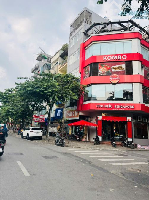 Bán gấp nhà mặt đường Nguyễn Phong Sắc 66m2, vỉa hè 6m, kinh doanh sầm uất, giá 35 tỷ.