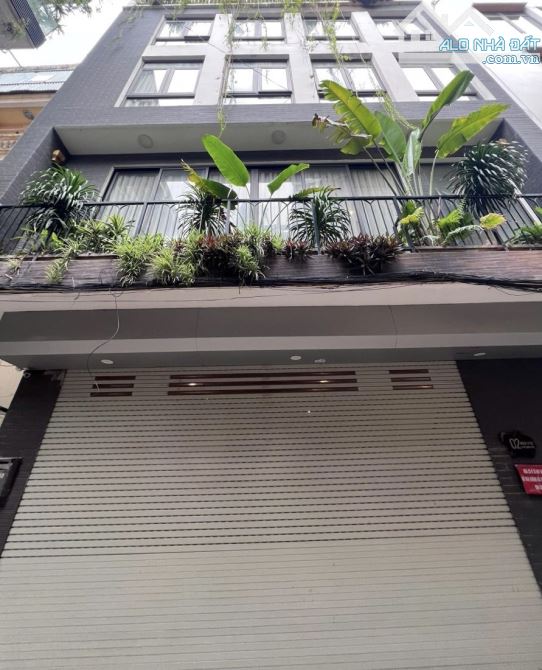 Bán Nhà Mặt Phố Nguyễn Đình Hoàn, Gần Hoàng Quốc Việt Cầu Giấy DT 200M 5T MT 7,6M Giá 86Tỷ