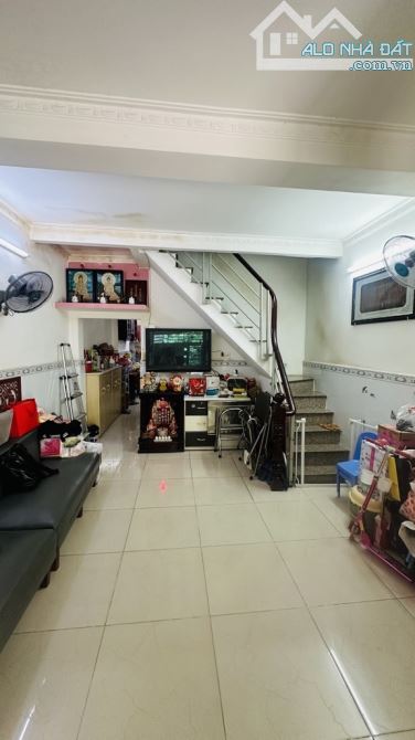 HOT, BÁN GẤP NHÀ HXH PHẠM THẾ HIỂN [P6, Q8] DT: 50M2 (4 X 13) 2T, 4PN, 2WC CHỈ 4.35 TỶ - 2